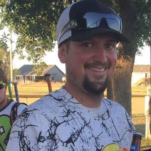 Meet your Posher, Dustin